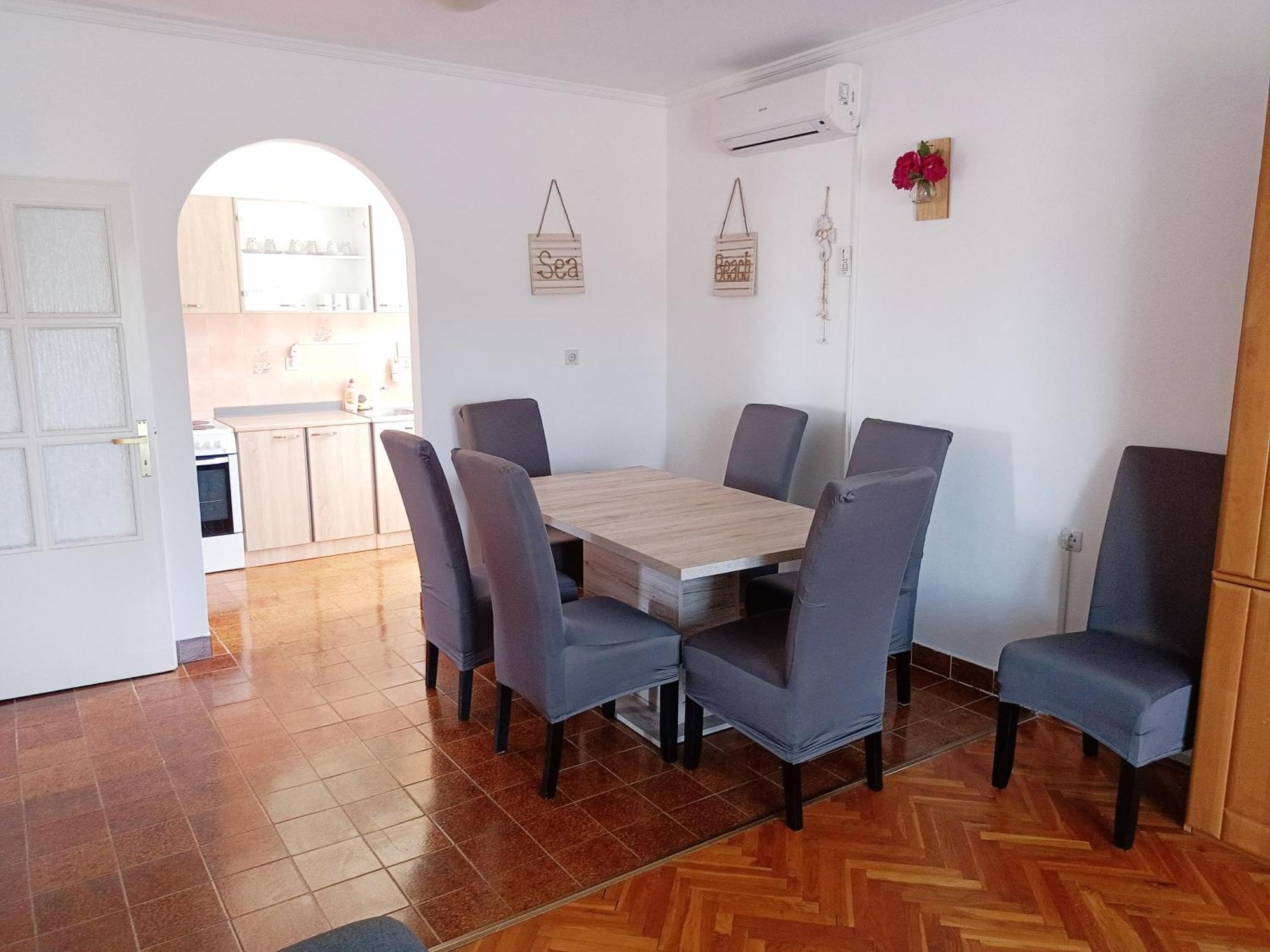 Apartments Mira Lopar Exterior photo
